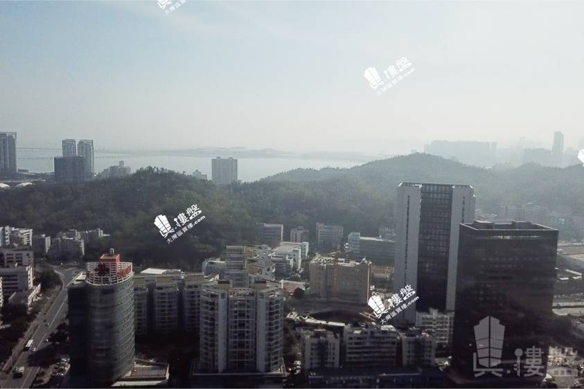 江山赋-珠海，首期5万(减)，香港银行按揭 (实景航拍)