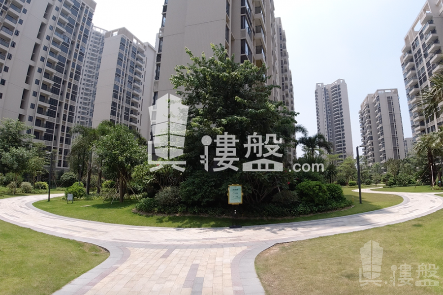 世荣翠湖苑-珠海,首期5万(减)即买即住，香港银行按揭，最新价单